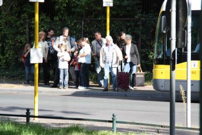 Im BVG-Bus lieber sitzen als stehen Im BVG-Bus lieber sitzen als stehen