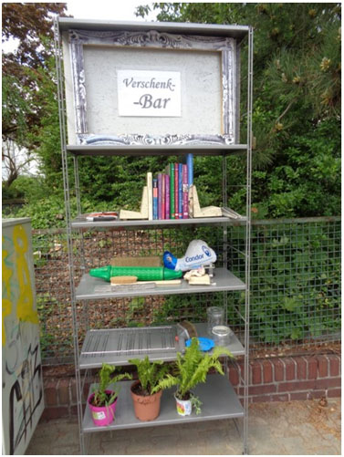 Verschenk-Bar im Zikadenweg Verschenk-Bar im Zikadenweg